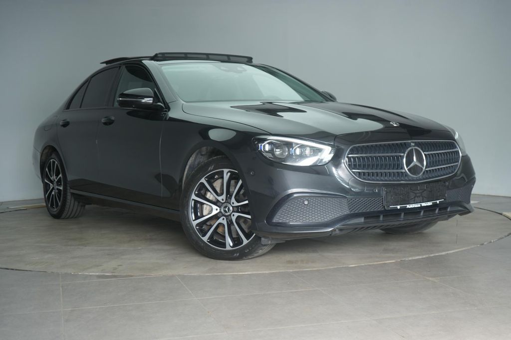 Image of Mercedes-Benz E 400