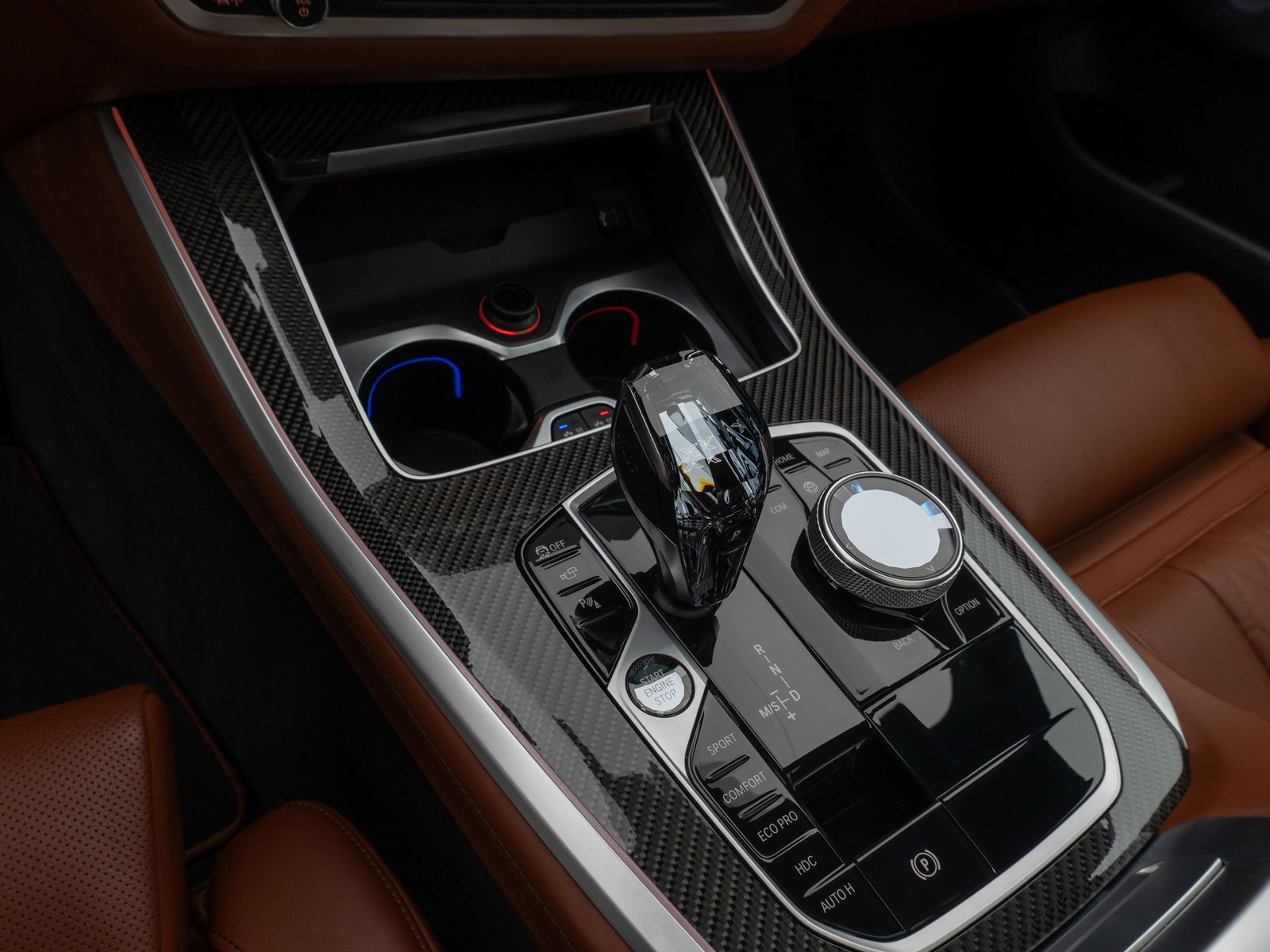 Fahrzeugabbildung BMW X5 xD40d M Sport B&W SoftClose Panorama HUD Voll