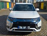 Mitsubishi Outlander 2.4 MIVEC PLUG-IN HYBRID 4WD Plus ... - Mitsubishi Outlander Gebrauchtwagen in Chemnitz