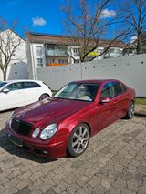 Mercedes-Benz Mercedes Benz E 220 - Mercedes-Benz E 220 aus 2004
