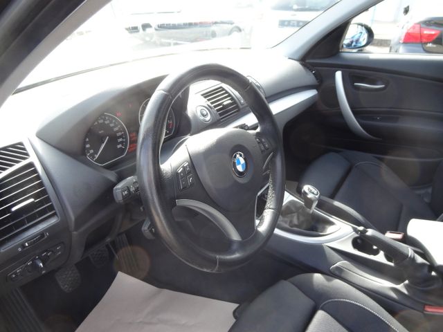 Fahrzeugabbildung BMW 120i/1.Hand/29.500km/170PS/Klima/SitzH/PDC/GSD/