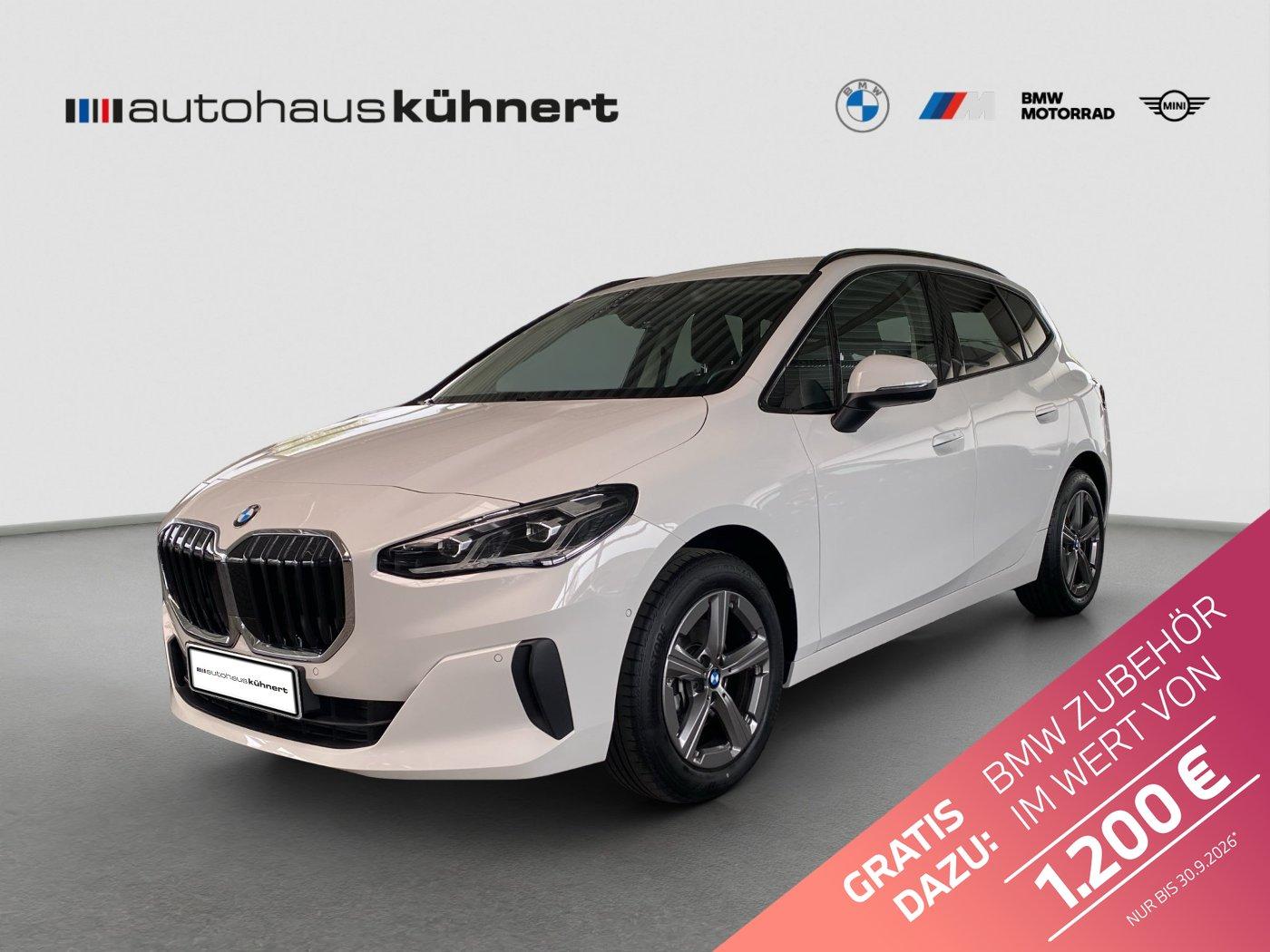 BMW 220i Active Tourer SpurAss AHK HiFi Navi ParkAss