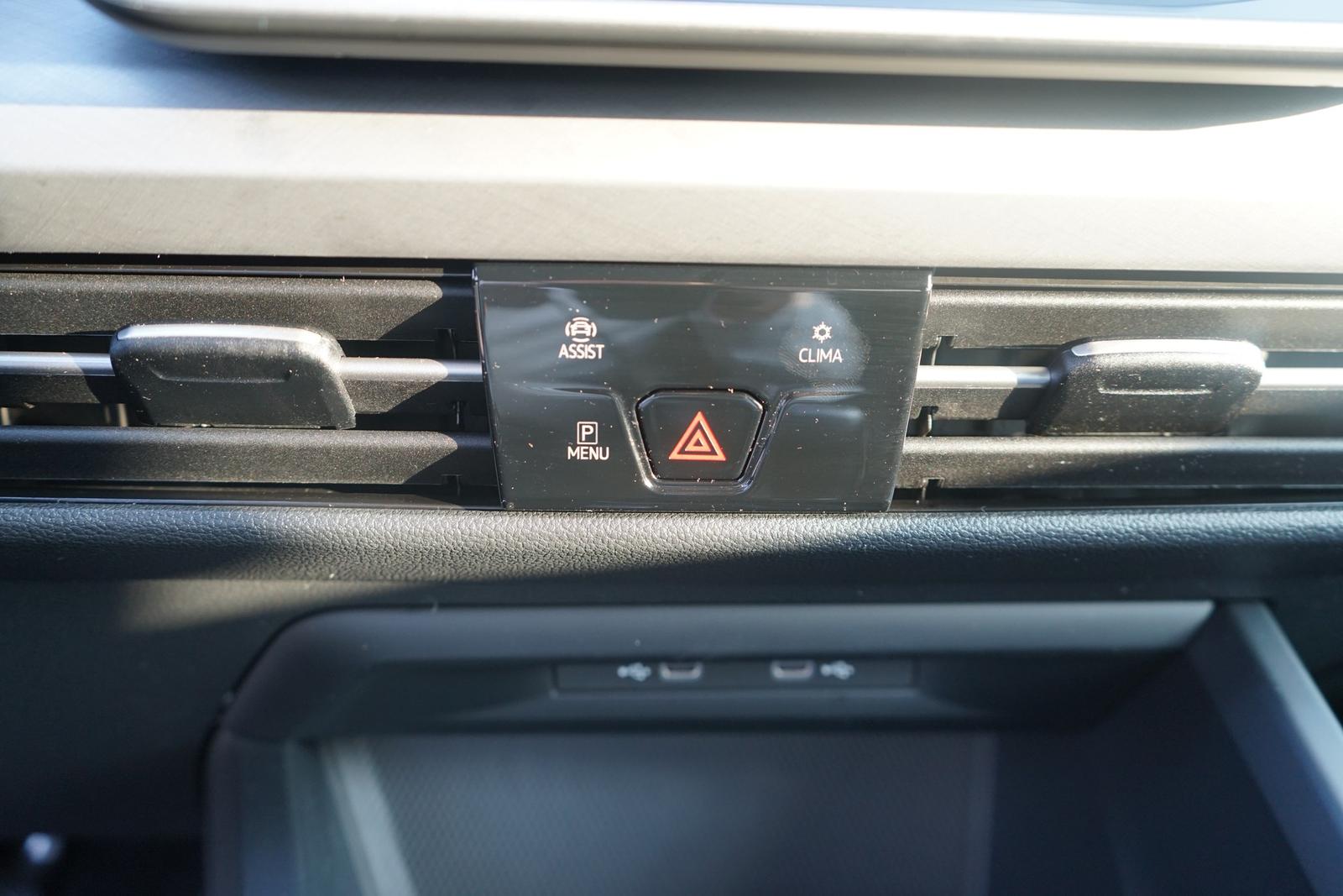 Volkswagen Golf 1.5 TSI Life LED Navi ACC Android Apple, миниатюра 26