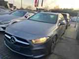 Mercedes-Benz A 180 d * Sport + Navi + Touch + Teilleder * - Mercedes-Benz A 180 mit Diesel-Antrieb