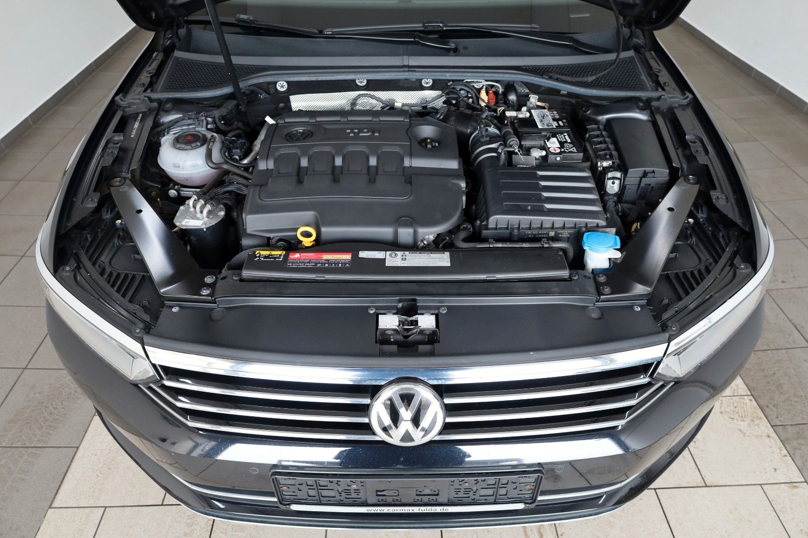 Fahrzeugabbildung Volkswagen Passat Variant Comfortline Navi,LED,ACC,SH,PDC