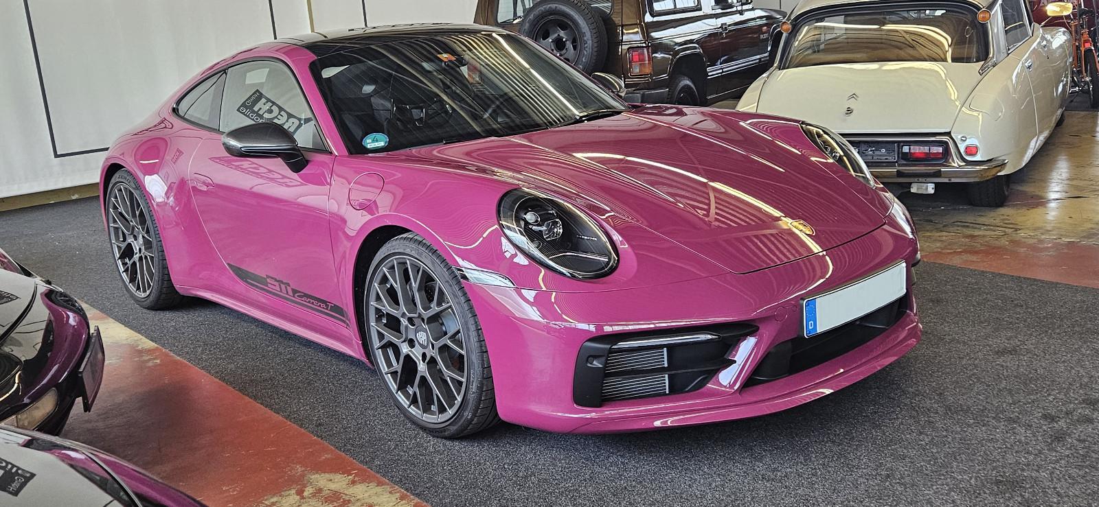 Porsche 992 Carrera T Schalensitze Panorama