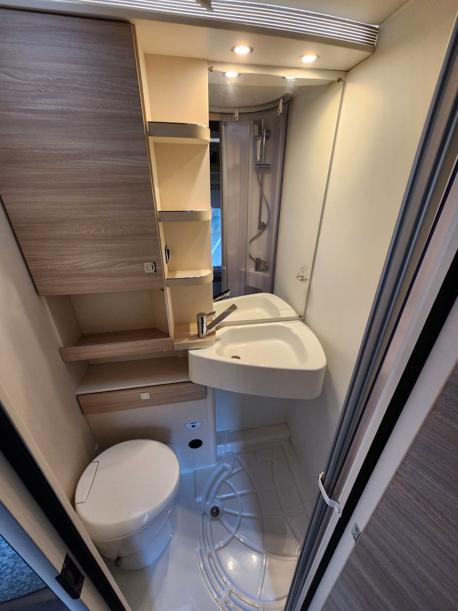 Fahrzeugabbildung Eura Mobil Activa One 570 HS *SCHAUSONNTAG 11-16 UHR*