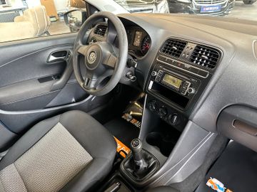 Volkswagen Polo V Trendline *2. Hand*Scheckheft*CD-Player*