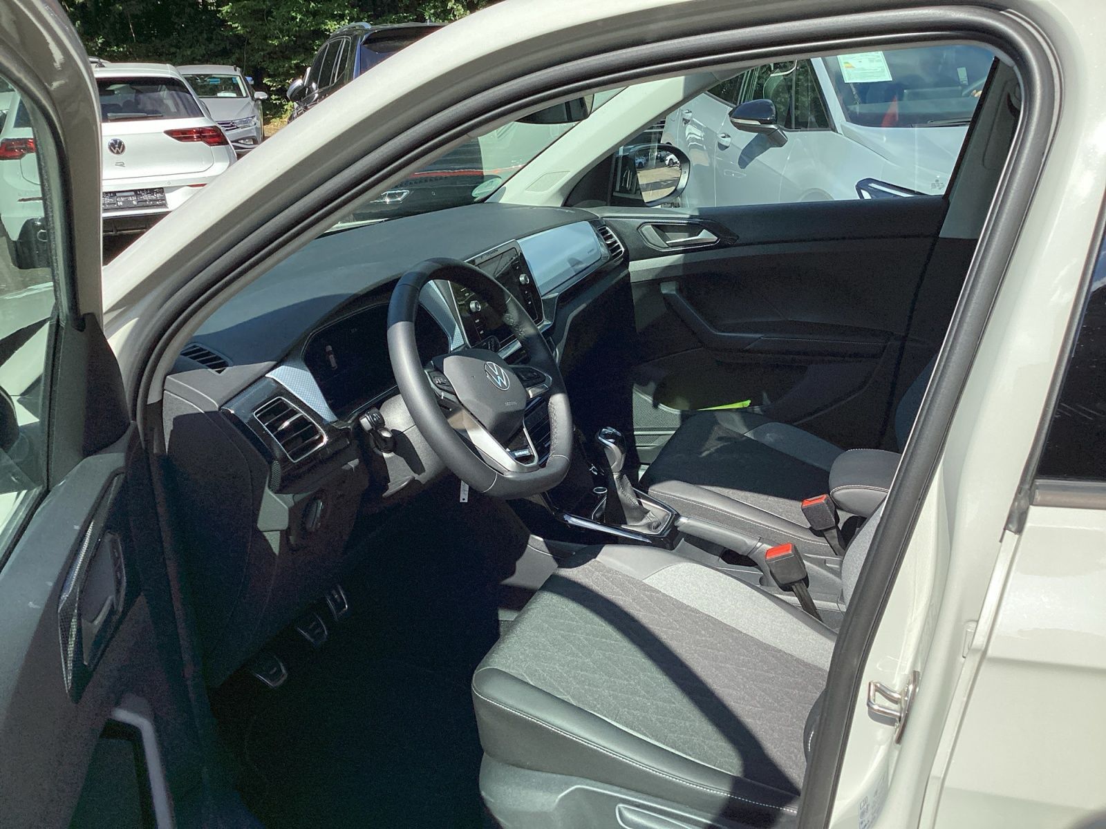 Volkswagen T-Cross - Bild 10