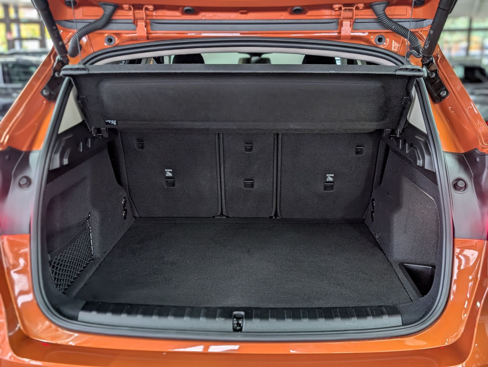 Fahrzeugabbildung BMW X1 20 i sDrive SPORT SHADOW PANO AHK LED AHK ACC