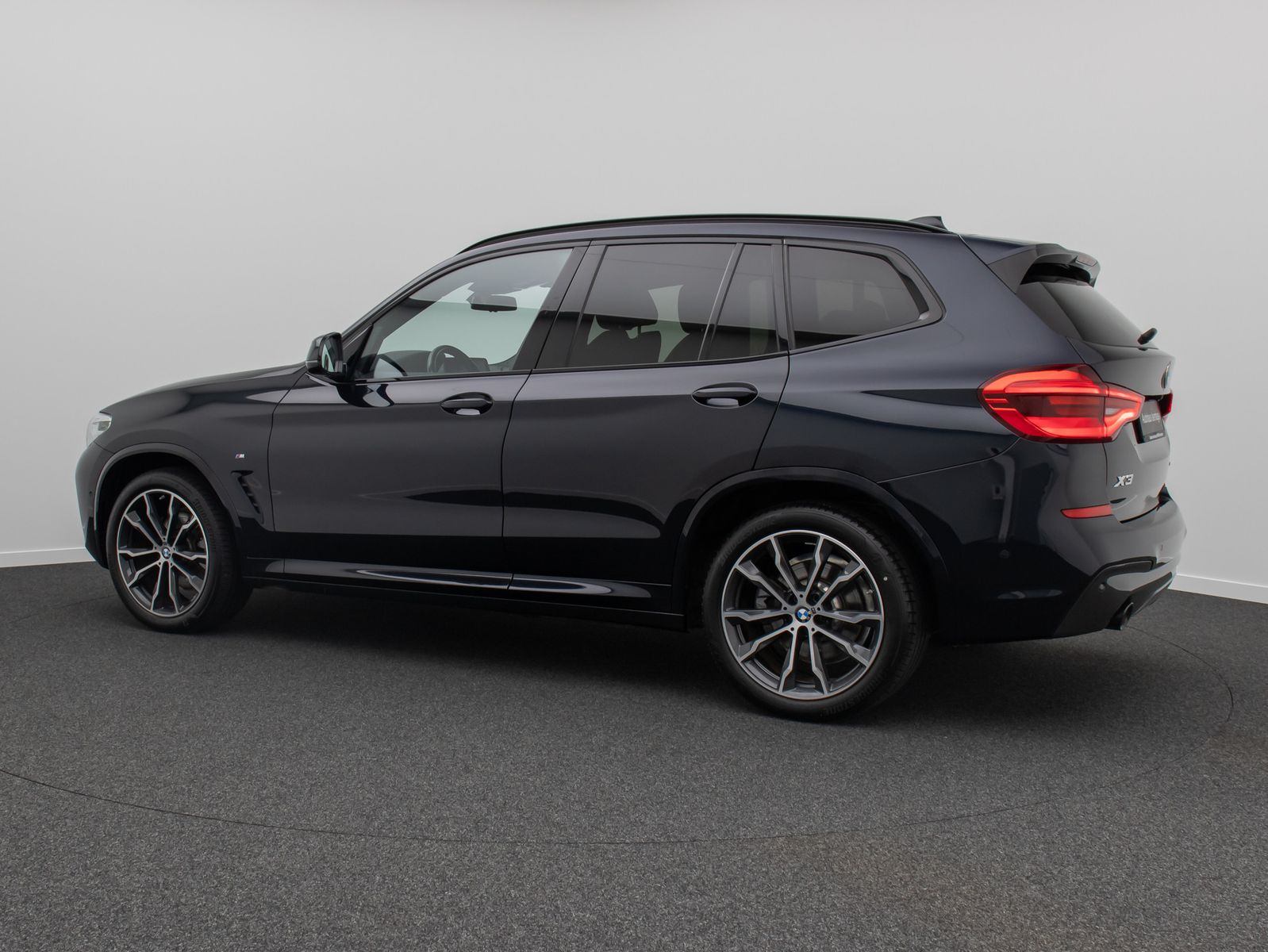 Fahrzeugabbildung BMW X3 xD20d M Sport ACC Kamera HUD DAB AHK Panorama