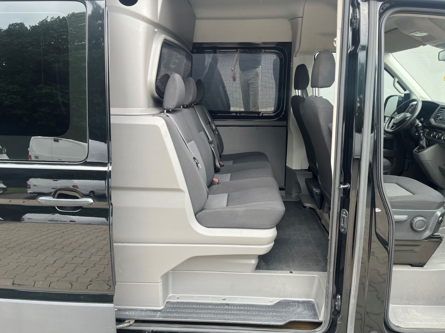 Fahrzeugabbildung Volkswagen Crafter PLUS 35 lang Hochdach FWD Kasten