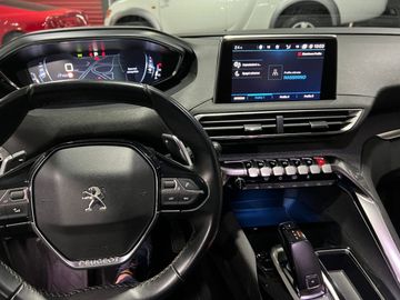 Peugeot 5008 - 8