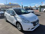 Peugeot 208 1.4 H 5 porte Allure AUTOMATICA - Peugeot 208 mit Diesel-Antrieb: Automatik