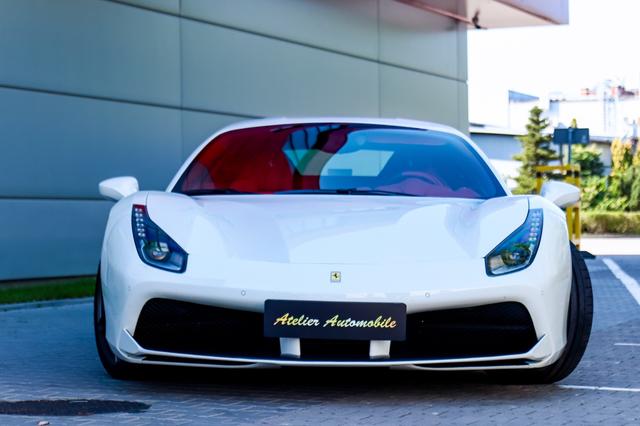 Ferrari 488 GTB, Leather, Carbon package