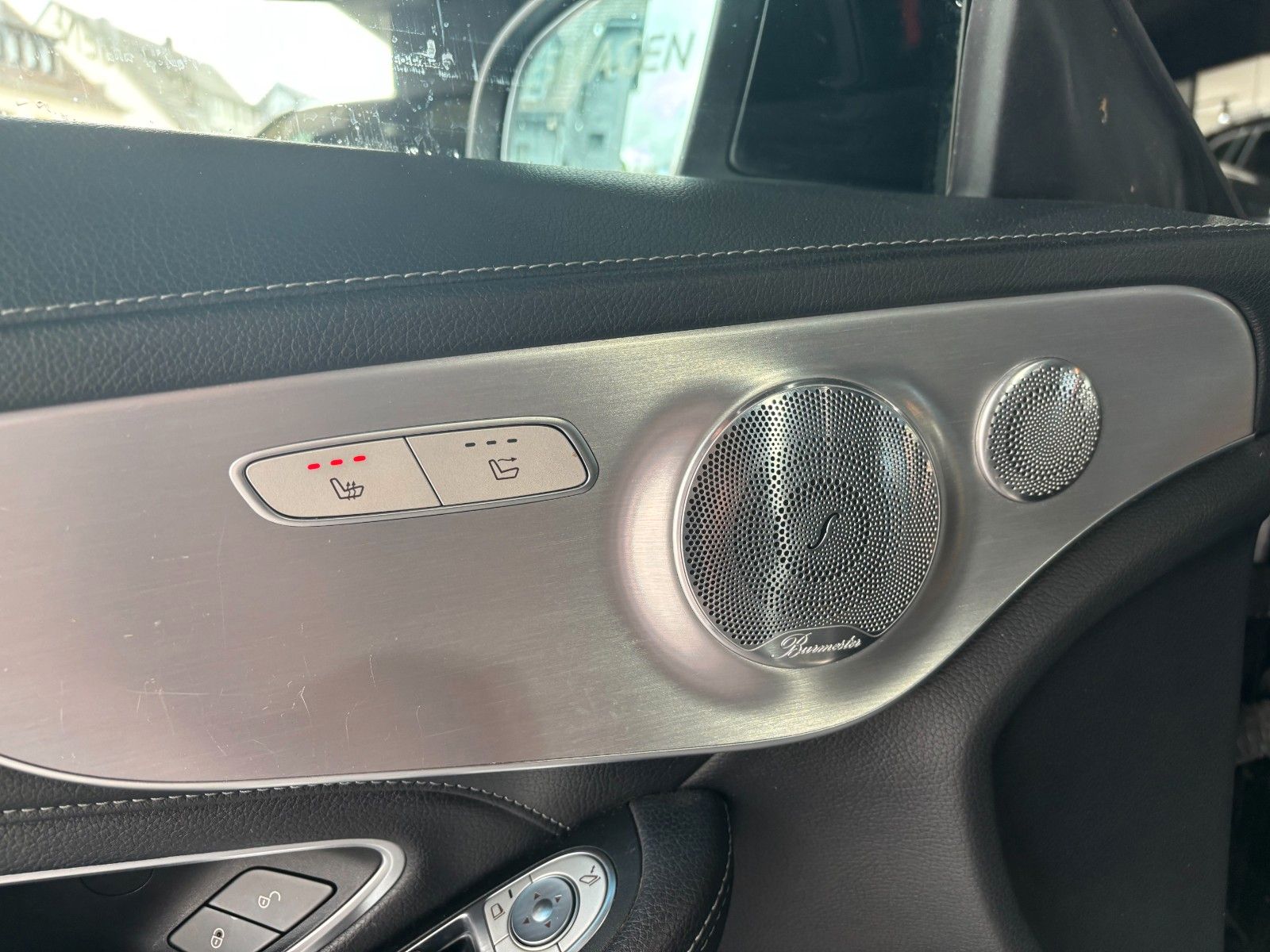 Fahrzeugabbildung Mercedes-Benz C 63 AMG Cabrio*Burmester*Ambiente*HUD*S-Auspuff