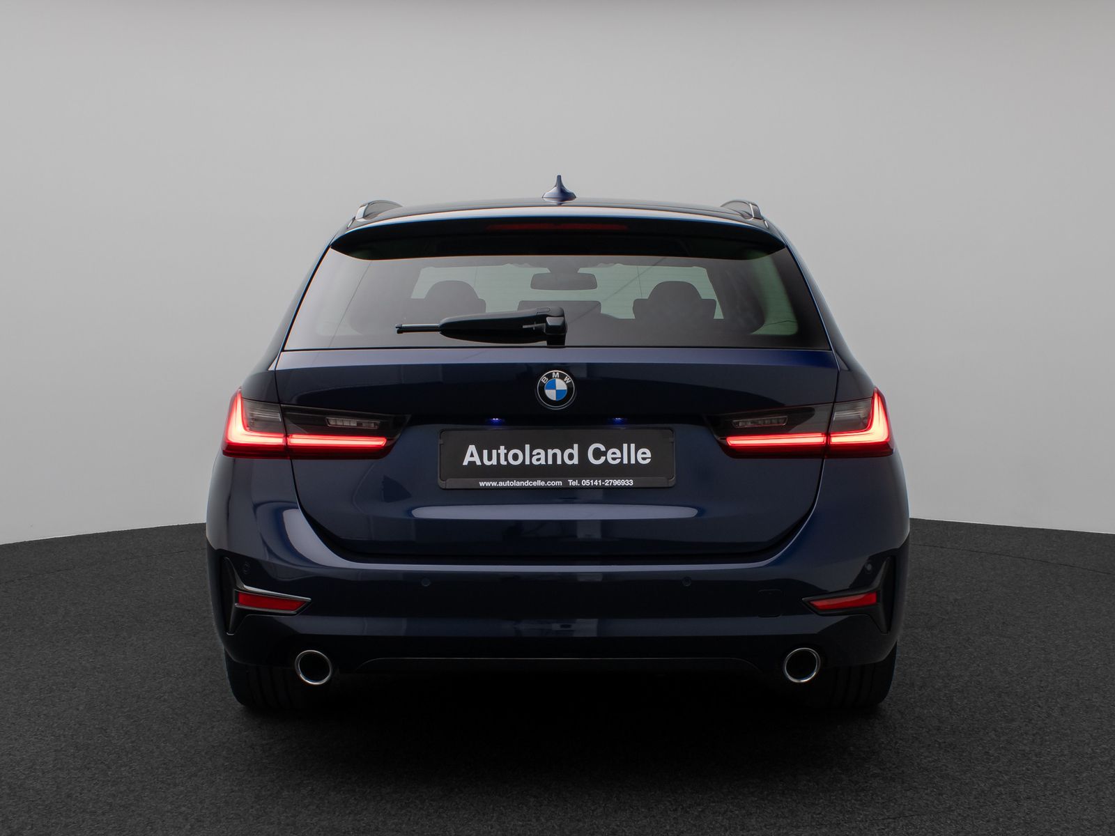 Fahrzeugabbildung BMW 320d Sport Line DAB HiFi PDC Geschwindigkeitsreg