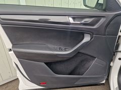 Fahrzeugabbildung Skoda Kodiaq Style 4x4 Navi LED PDC ACC DAB Keyless