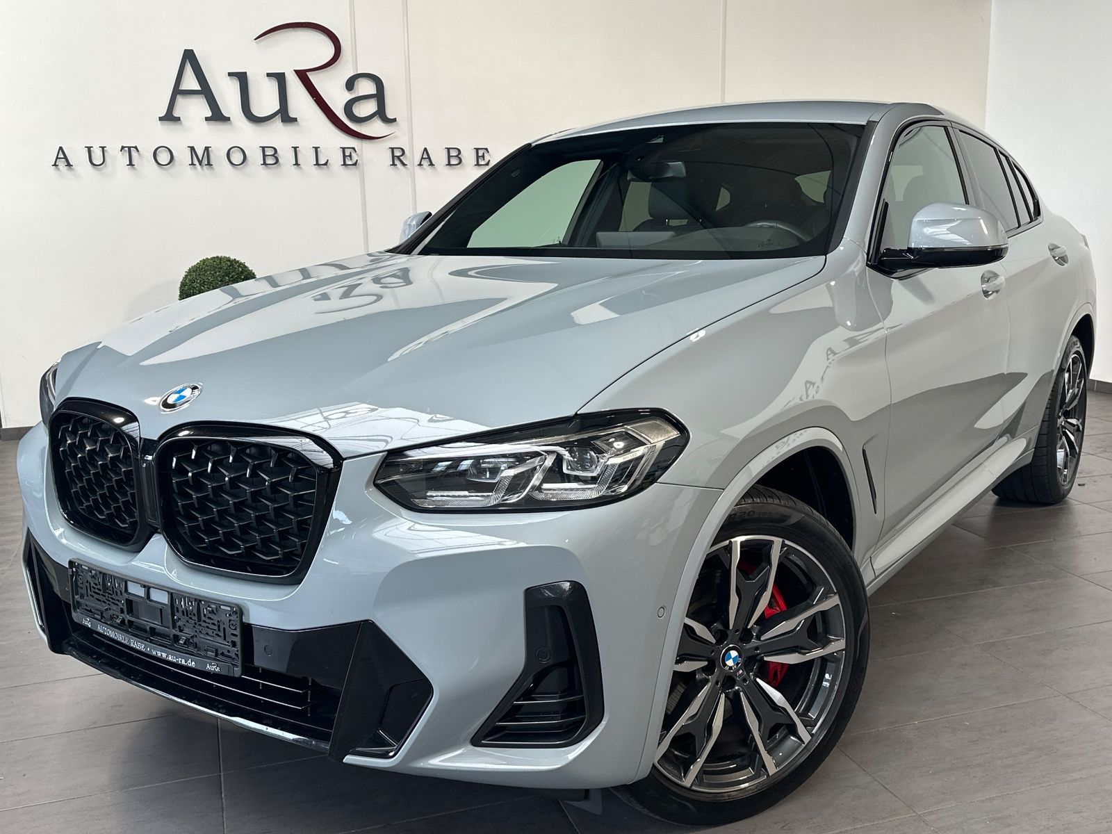 BMW X4 xDrive20d M-Sport NAV+LED+AHK++20ZOLL+KAMERA