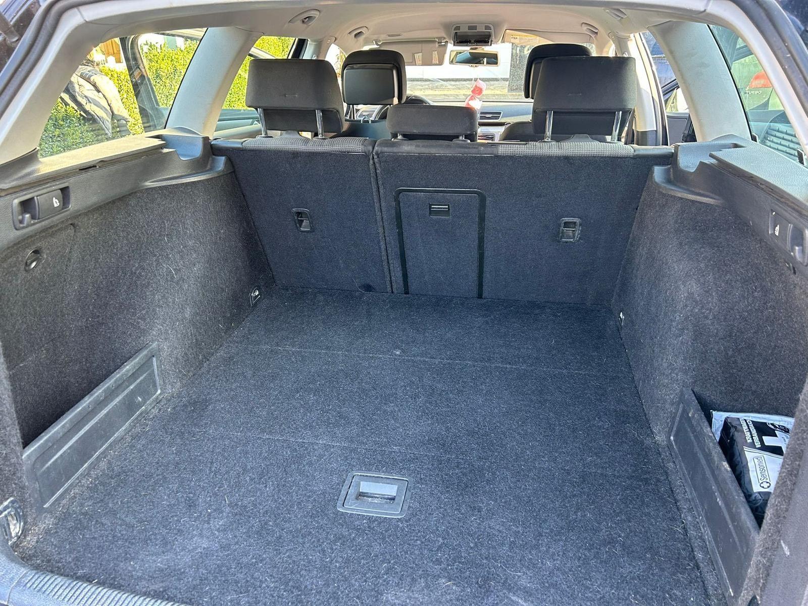 Volkswagen Passat 2011 — photo 7