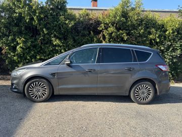 Ford S-Max - 4