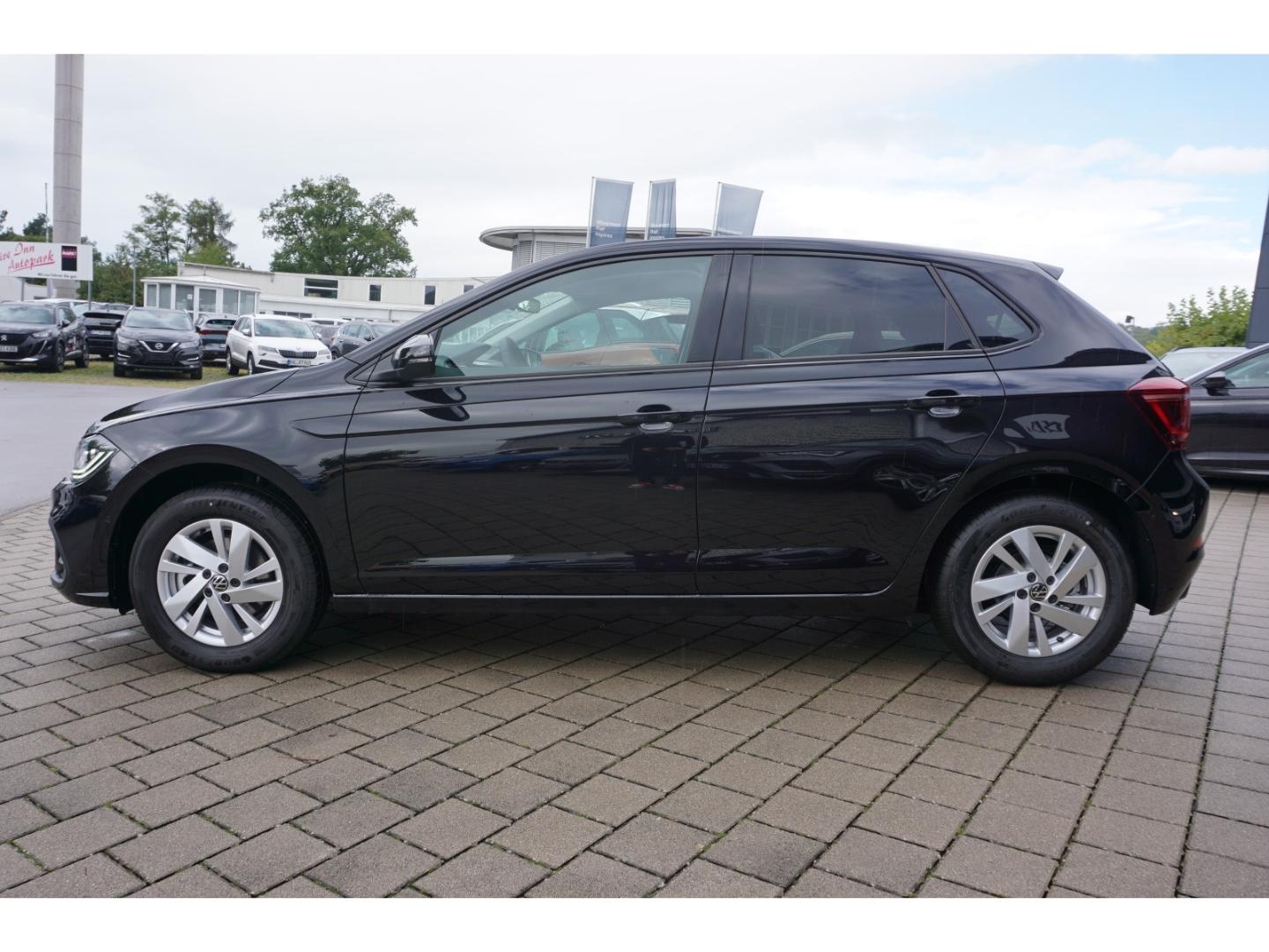 Volkswagen Polo 1.0 TSI Style DSG IQ.LIGHT ACC SHZ Digital 
