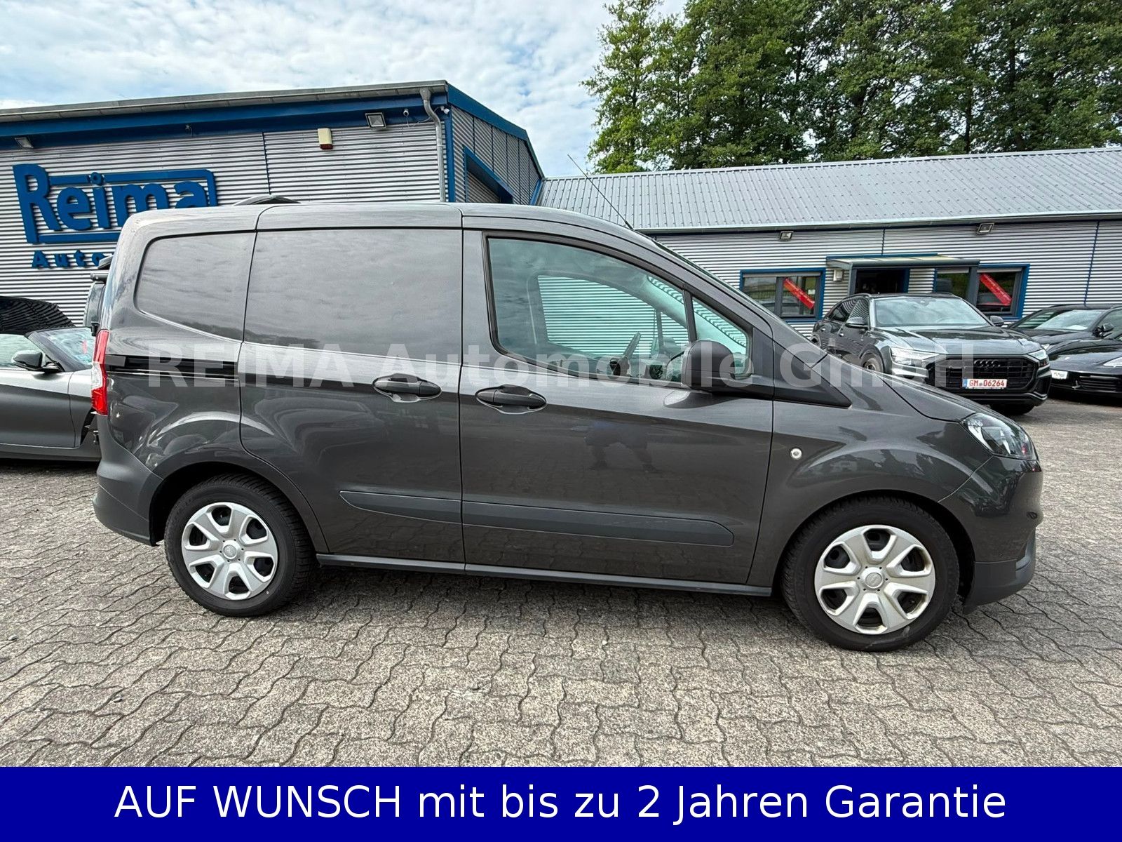 Fahrzeugabbildung Ford Transit Courier, Klima, Winterpaket, Navi