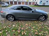 Mercedes-Benz E 400 4MATIC Autom. - - Mercedes-Benz E 400: Coupe