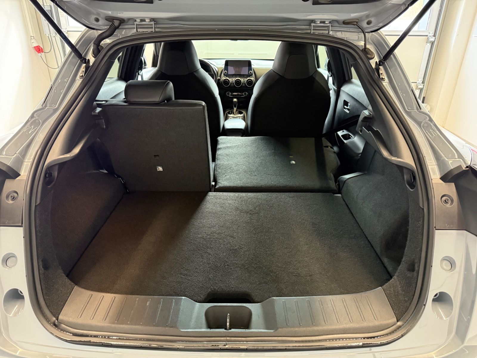 Fahrzeugabbildung Nissan Juke Hybrid N-Connecta-Klimaauto., beh.Frontsch.