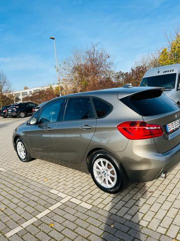 BMW 218 Active tourer Sport Line bj 12/2015