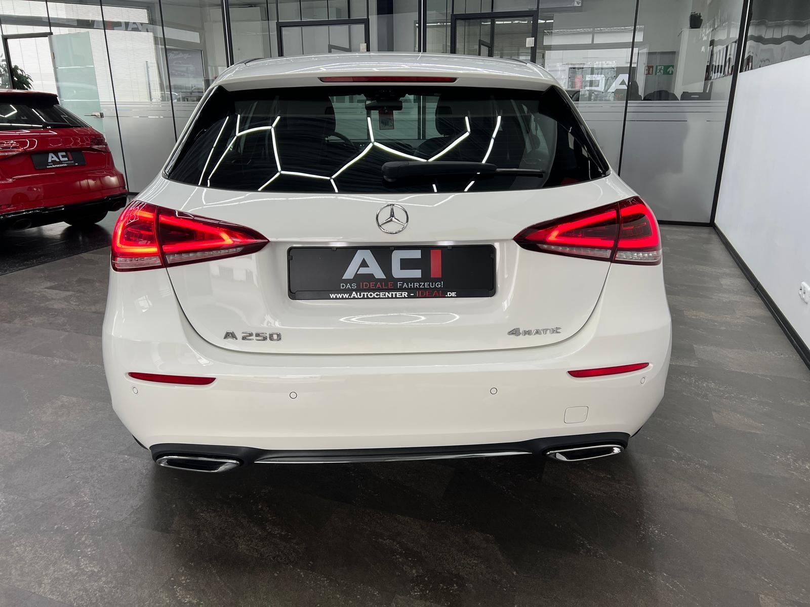 Mercedes-Benz A 250 4Matic Progressive AHK, LED, Premium Paket