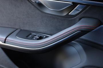 2024 AUDI S8 — миниатюра 19