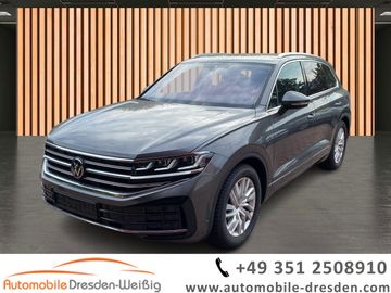 Volkswagen Touareg - 1