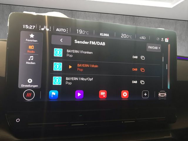 Leon 1.5 eTSI DSG*KAMERA*NAVI*AMBIENTE*