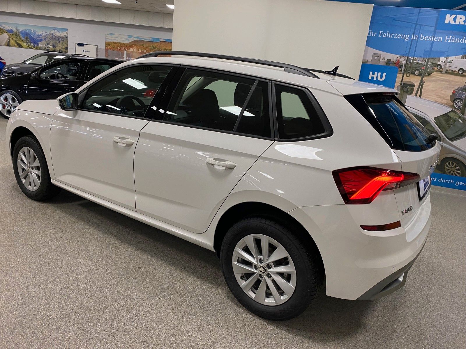 Fahrzeugabbildung SKODA Kamiq 1.0 TSI DSG FRESH+KLIMAUTOMTIK+16"ALU+SHZ