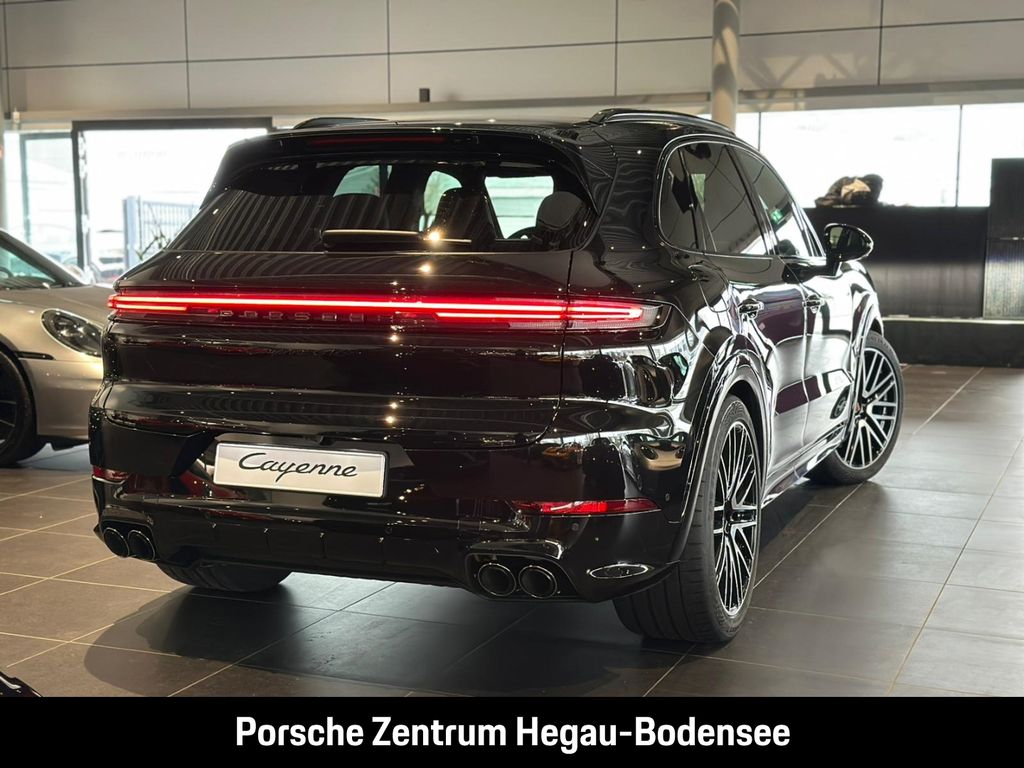 Porsche Cayenne — fotografia 2