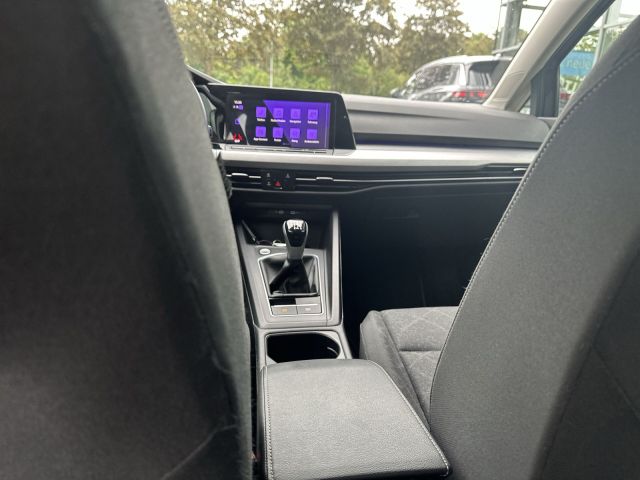 Golf VIII Variant 2.0 TDI Life NAVI LED 16 ALU S