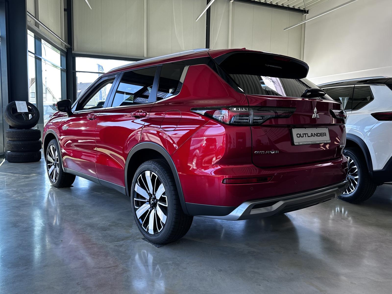 Mitsubishi Outlander 2.4 PHEV 100kW S-AWC Intro Edition Nav