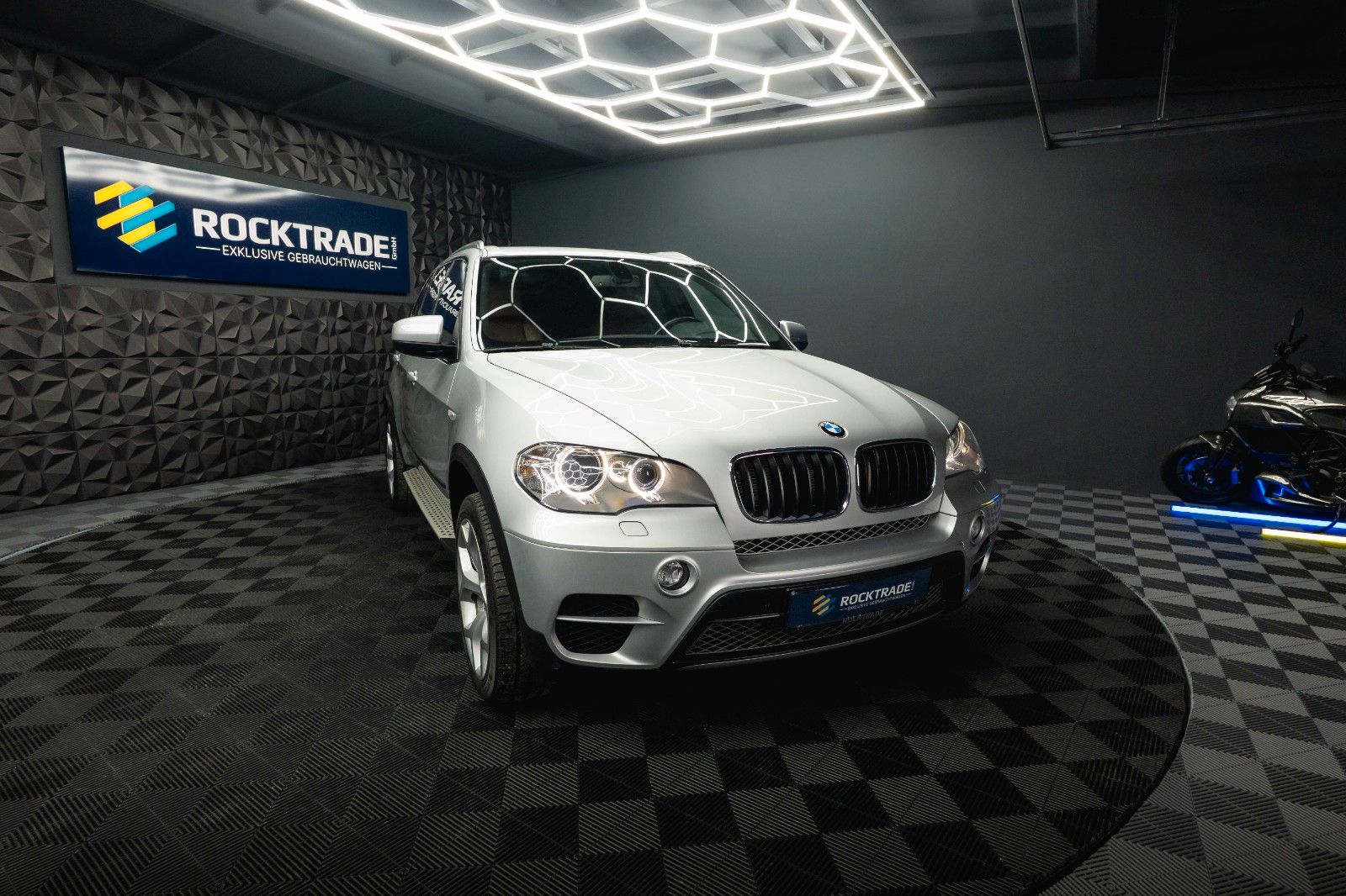 Fahrzeugabbildung BMW X5 xDrive 30d M Sport *TÜV NEU*Xenon*Facelift*