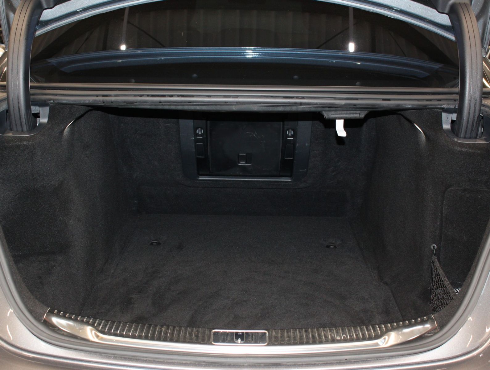 Fahrzeugabbildung Mercedes-Benz S 500 4Matic AMG Line Pano*Burmester*HUD