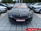 Skoda Superb Combi L&K 4x4 2.0 TDI AHK Navi Leder Xeno - Skoda Superb mit Diesel-Antrieb: Leder, Allradantrieb, Kombi
