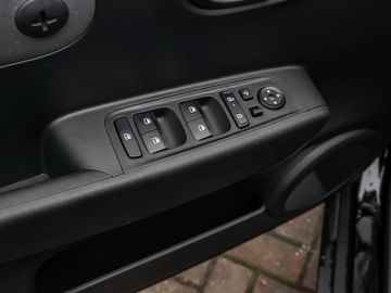 Hyundai Inster Elektro 85 kW FWD Select Autobahnassi.