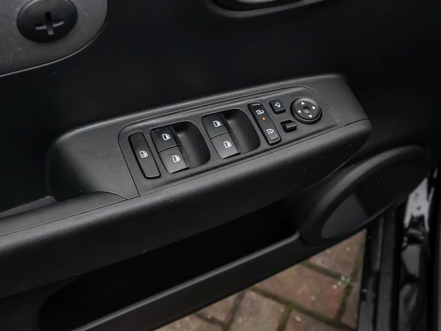 Hyundai Inster Elektro 85 kW FWD Select Autobahnassi.