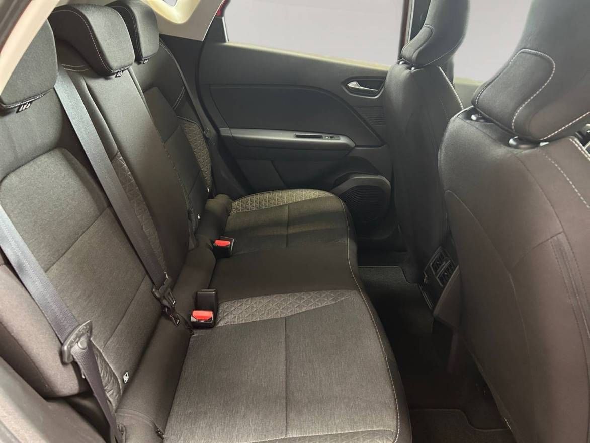Fahrzeugabbildung Renault Captur Mild Hybrid 140 EDC Techno