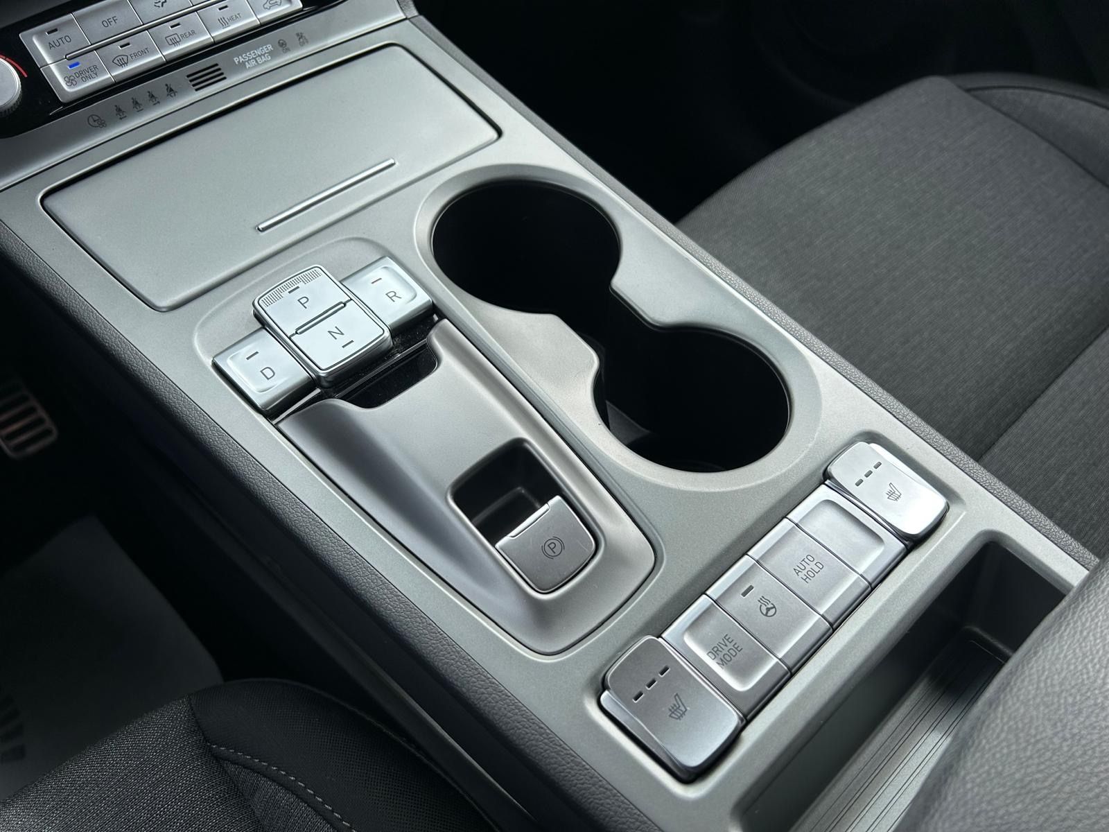 Fahrzeugabbildung Hyundai Kona Select°64 kWh°Kamera°1.Hand°