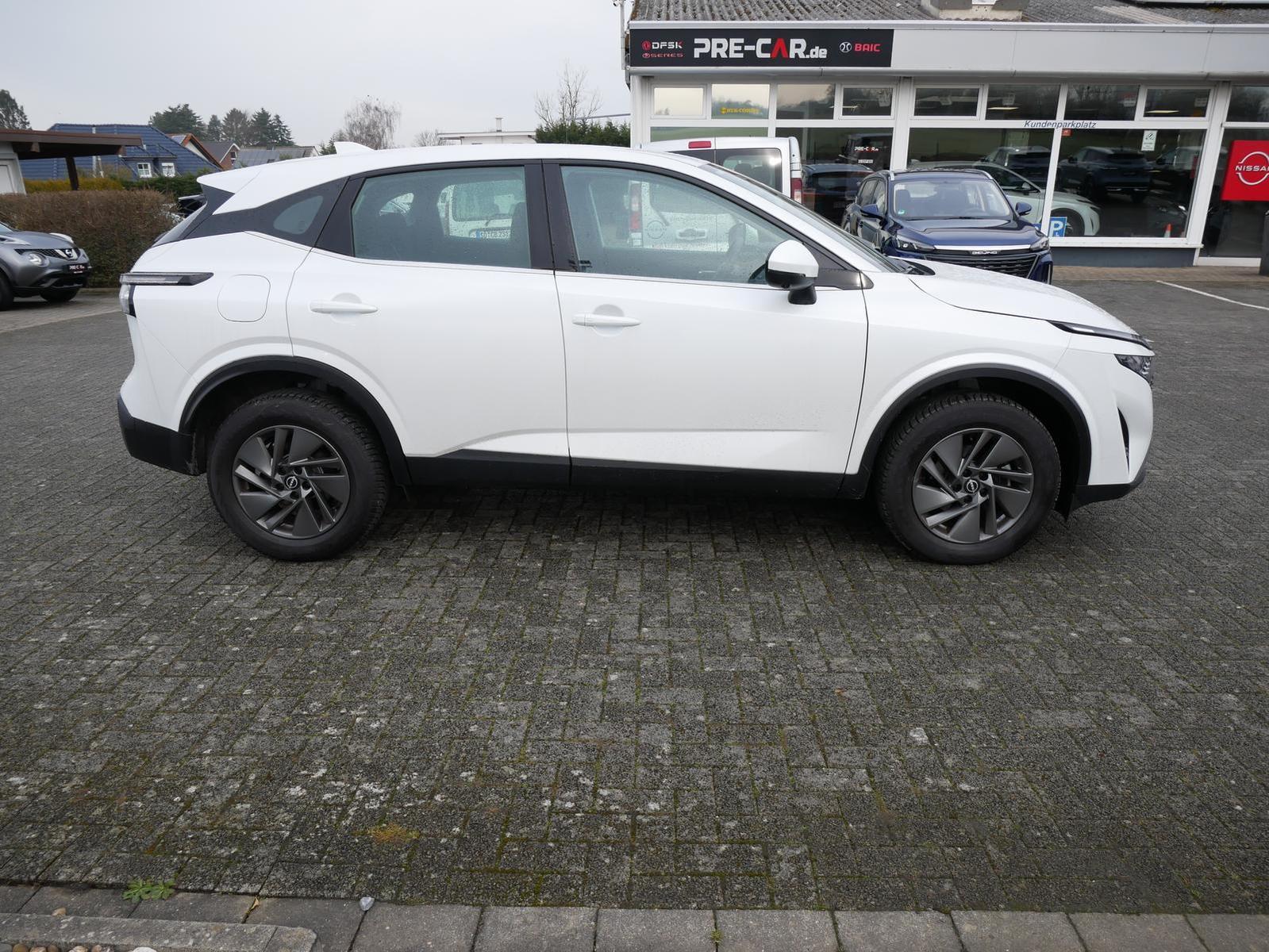 Nissan Qashqai 1.3 DIG-T MHEV 6MT Acenta  360°Kamera