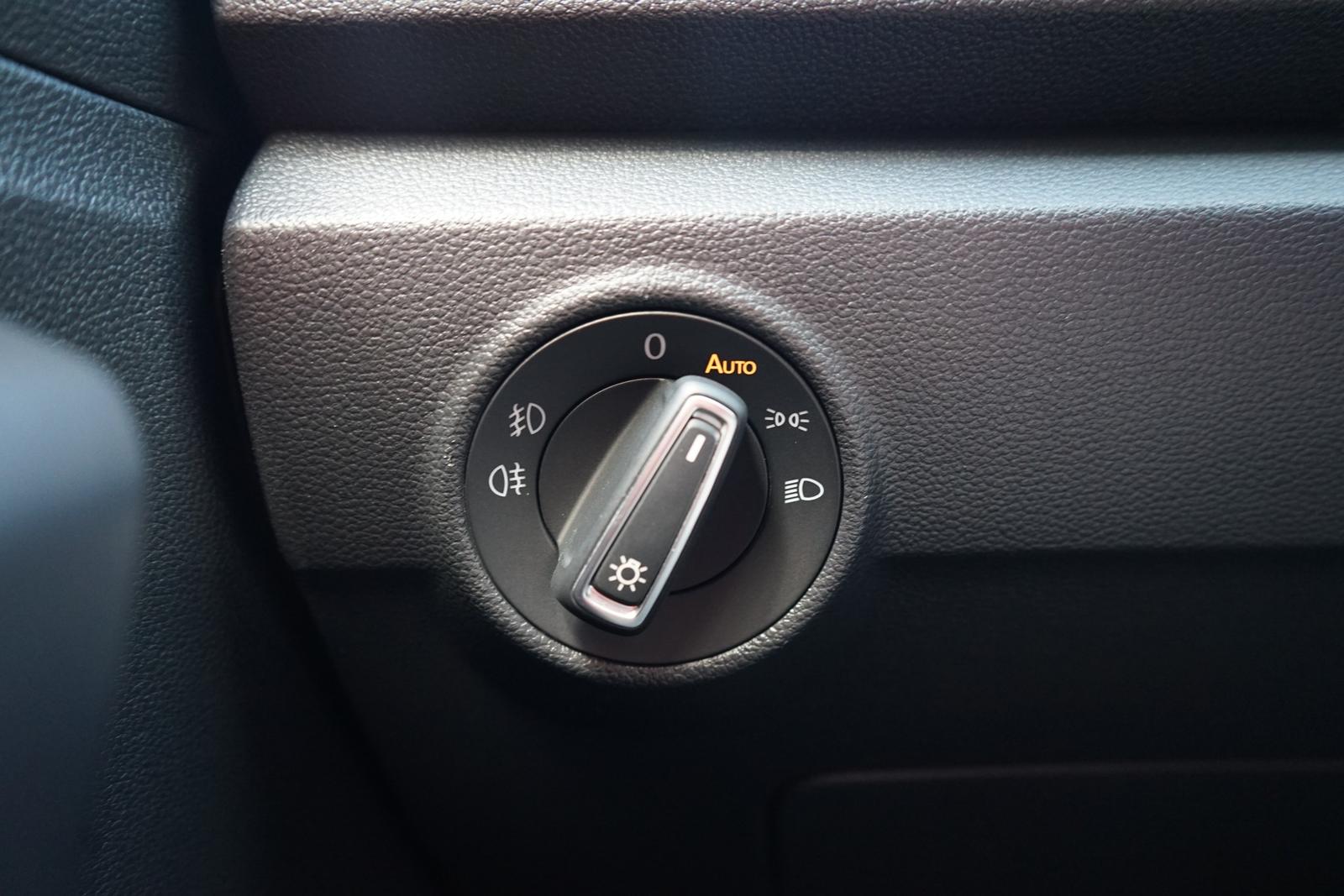 Volkswagen T-Roc 1.5 TSI DSG Sport LED Navi ACC AHK PDC, миниатюра 26
