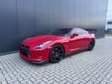 Nissan R35 GT-R 3.8L V6 Black Edition - Nissan GT-R: Coupe