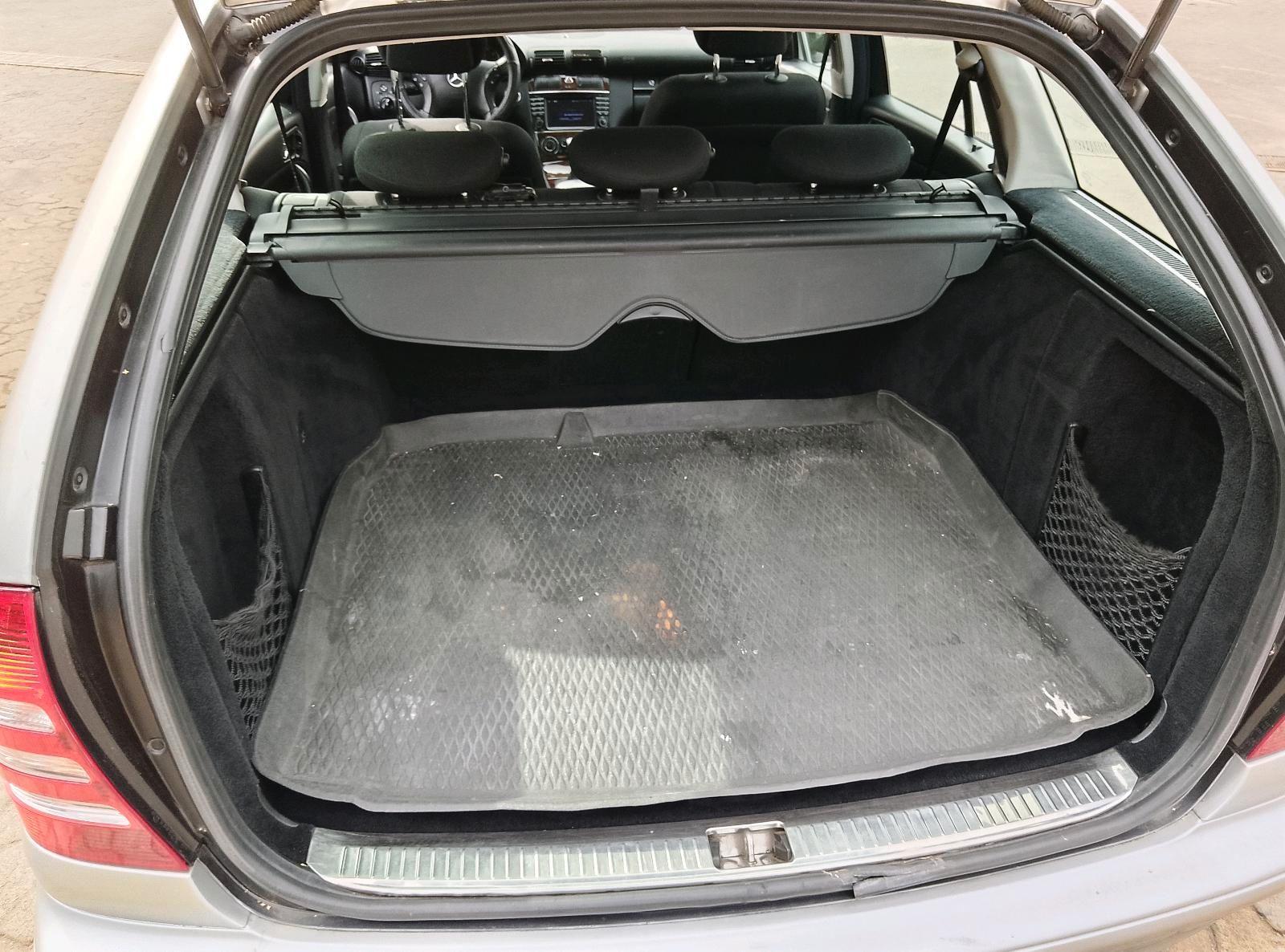 Mercedes-Benz C180 2005 — photo 6