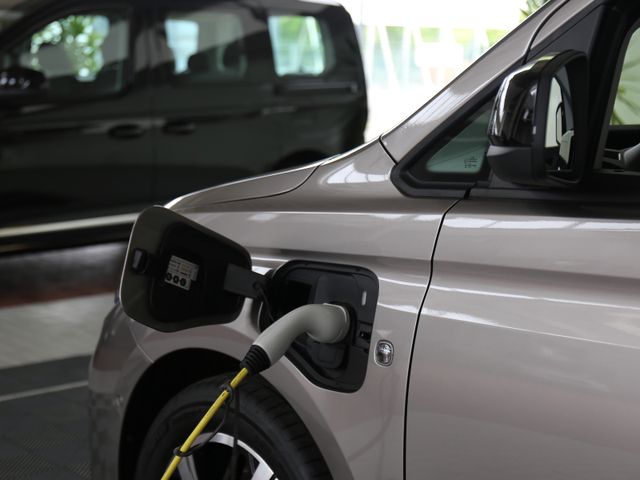 Volkswagen Caddy eHybrid DSG STYLE LED NAVI ACC KAMERA AHK